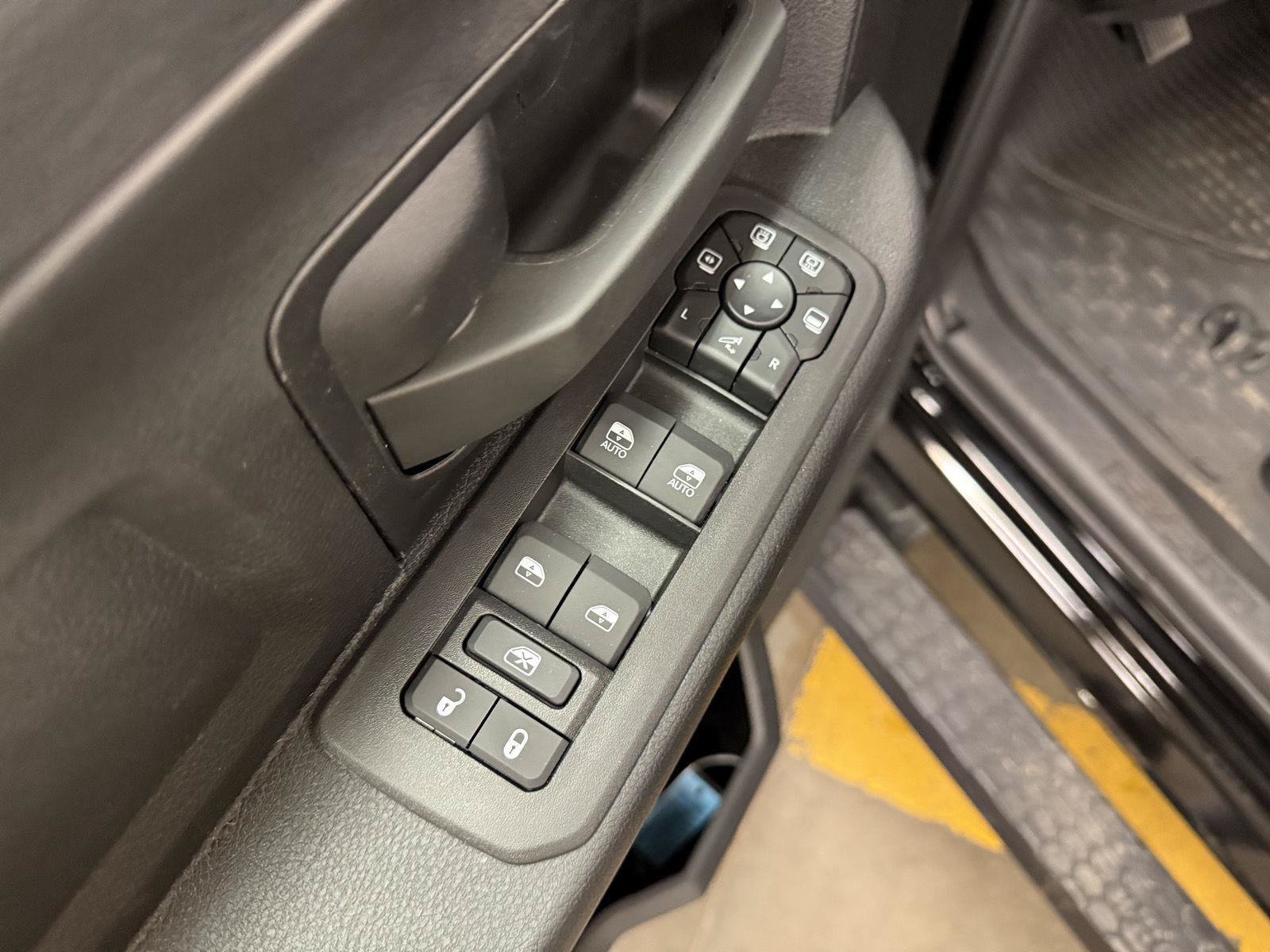 New 2026 RAM 2500 Tradesman AWD/4WD image 25