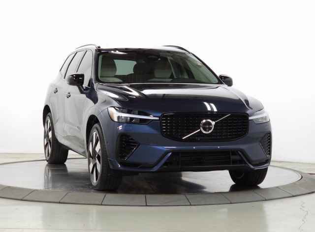 Used 2024 Volvo XC60 T8 Plus w/ Protection Package Premier