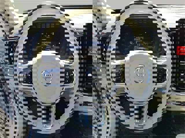 New 2026 Volvo XC90 B6 Ultra image 9