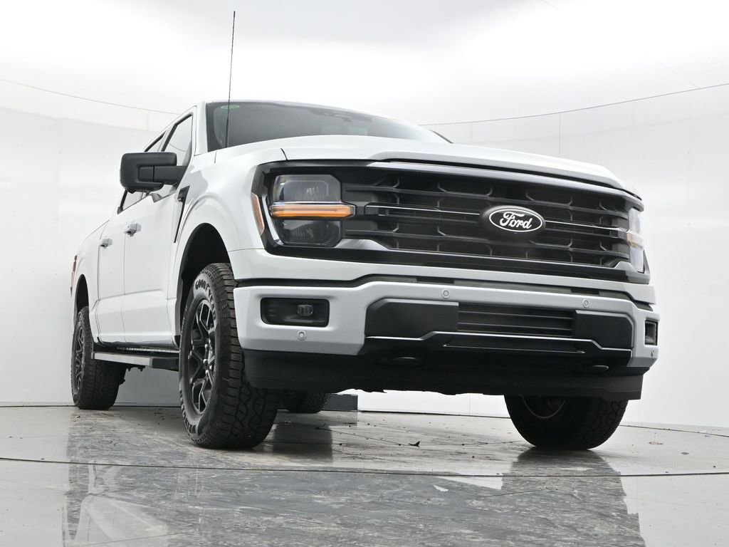 New 2026 Ford F150 XLT w/ Equipment Group 302A MID image 46