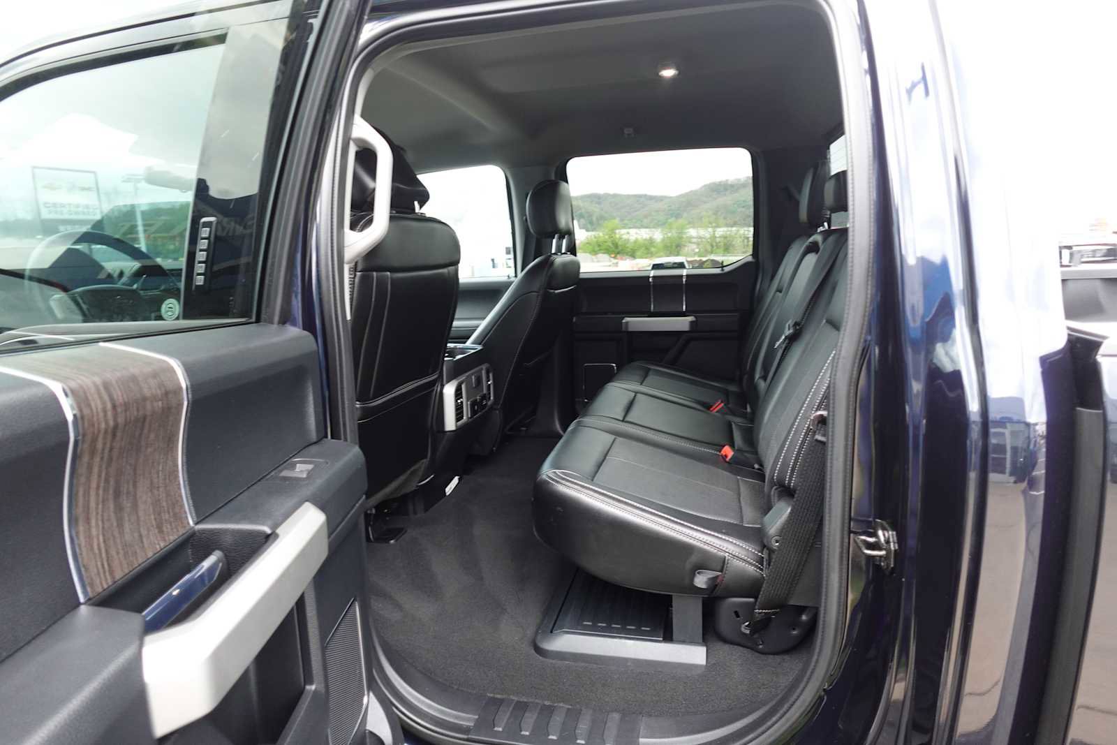 Used 2021 Ford F250 Lariat image 28