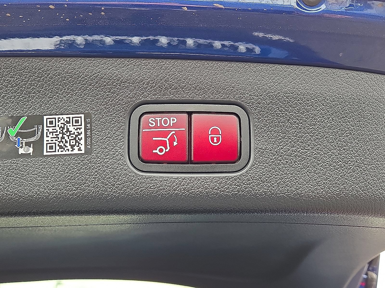 Used 2026 Mercedes-Benz GLC 350e 4MATIC w/ AMG Line image 15