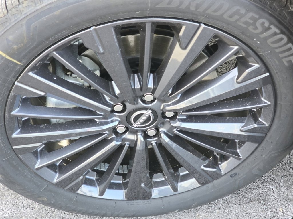 New 2026 Nissan Pathfinder SL image 18