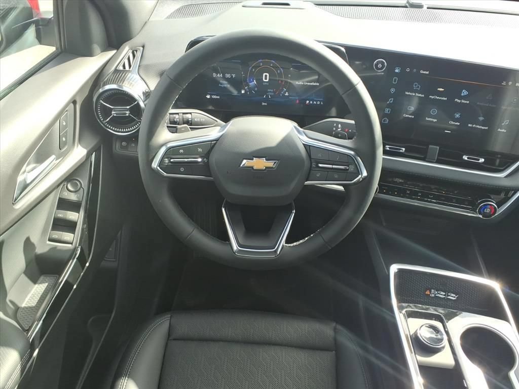 New 2027 Chevrolet Equinox LT w/ Convenience Package II FWD image 23