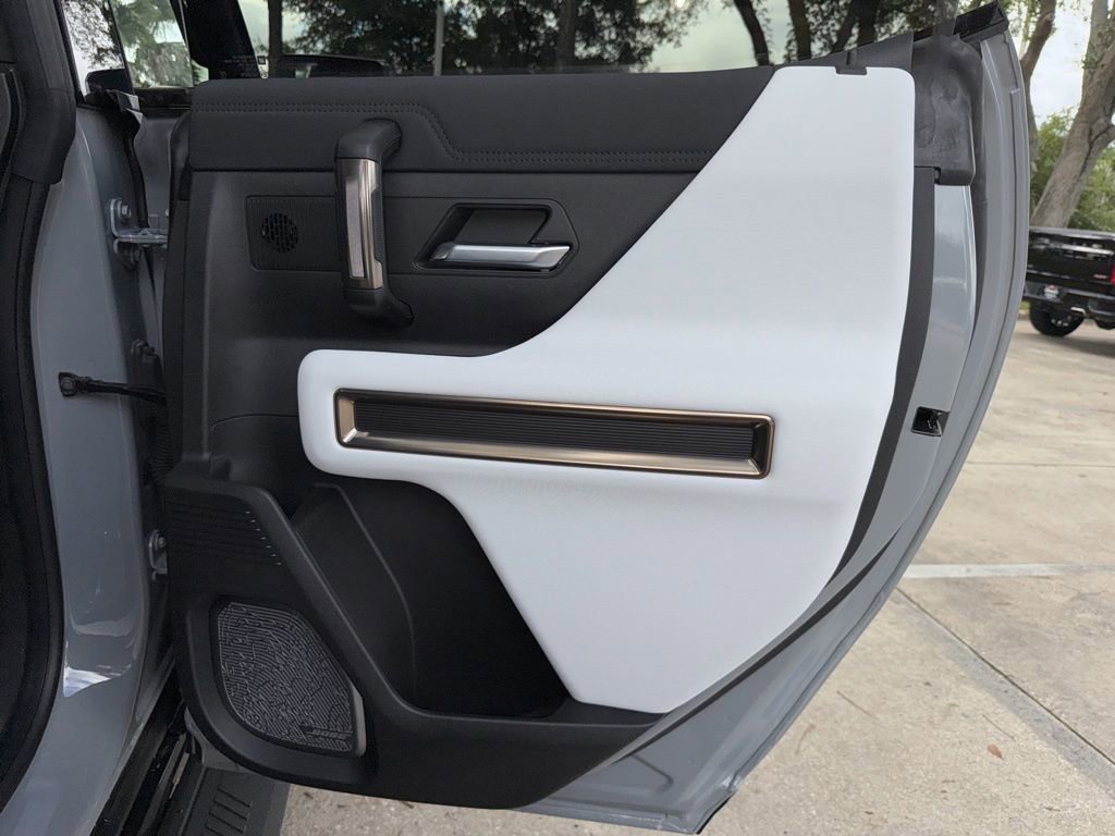 Used 2025 GMC Hummer EV 3X AWD/4WD image 34