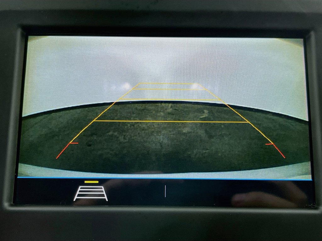 Used 2019 Chevrolet Equinox LS FWD image 18