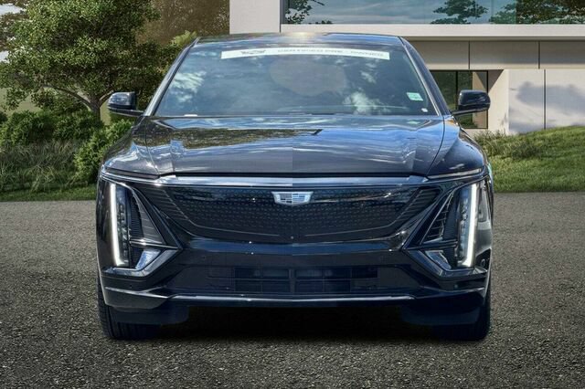 Certified 2024 Cadillac Lyriq Sport w/ LPO, Floor Liner Package AWD/4WD image 9