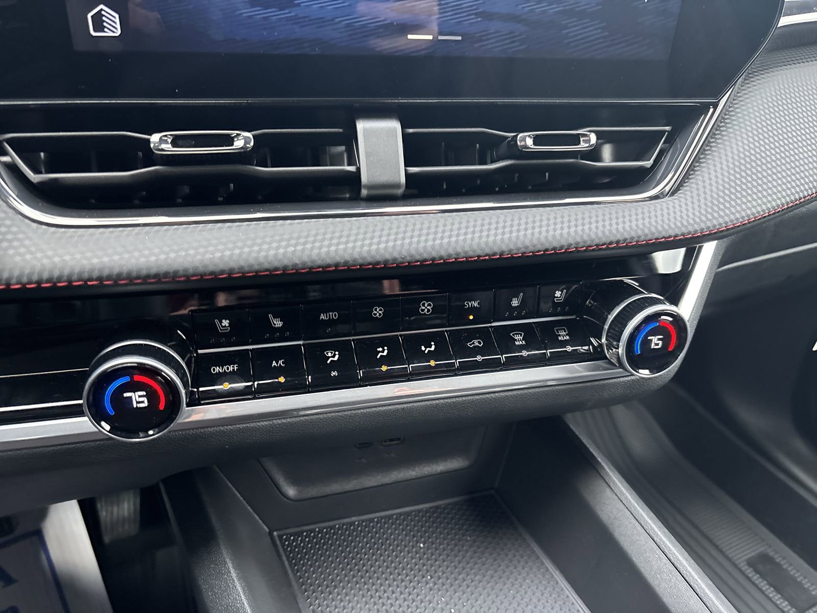 New 2026 Chevrolet Equinox RS w/ Convenience Package III FWD image 21