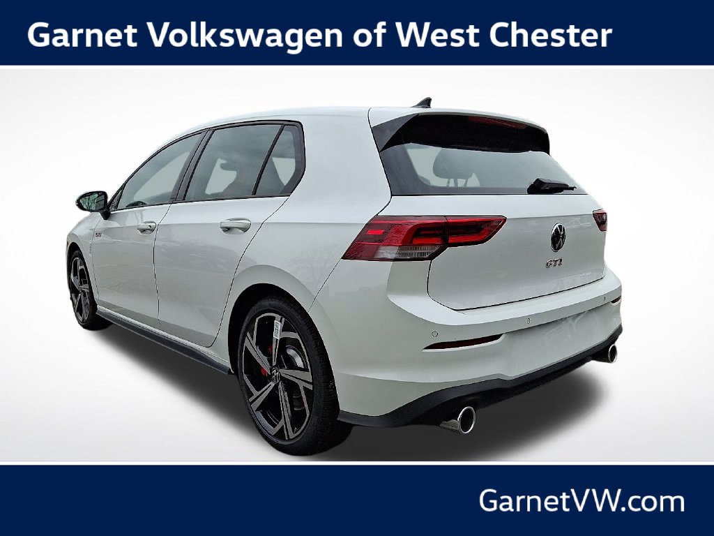 New 2026 Volkswagen GTI SE FWD image 3
