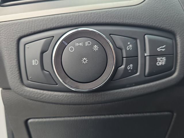 Used 2019 Ford Edge SEL w/ Equipment Group 201A FWD image 27