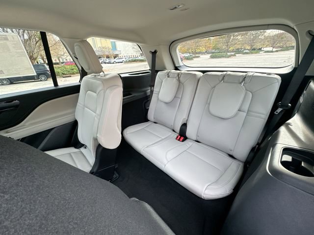 New 2026 Lincoln Aviator AWD image 24