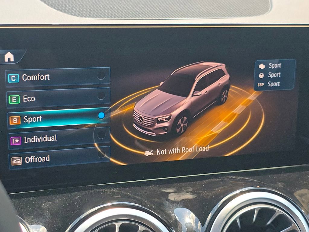 New 2026 Mercedes-Benz GLB 250 4MATIC image 33