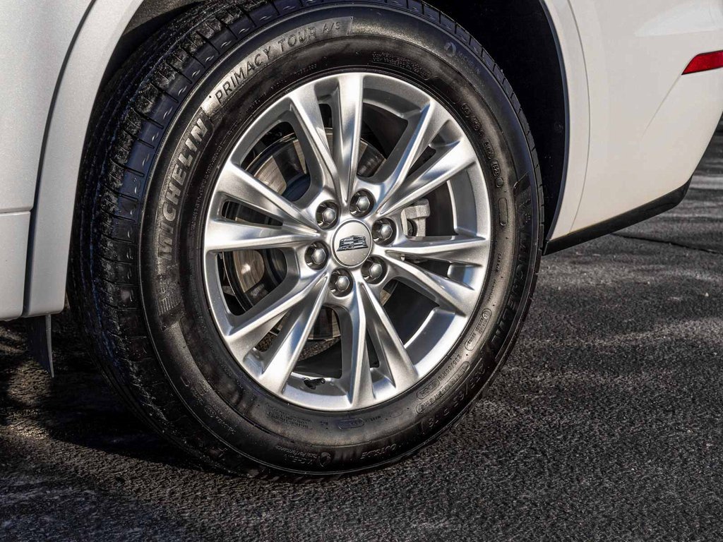 Used 2024 Cadillac XT6 Luxury image 8