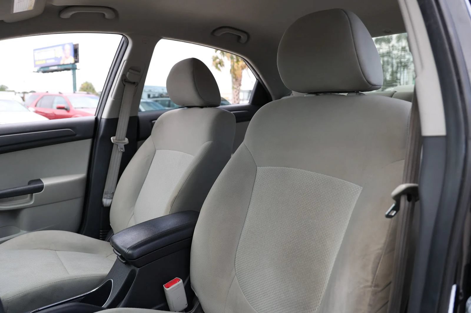 Used 2012 Kia Forte LX FWD image 18