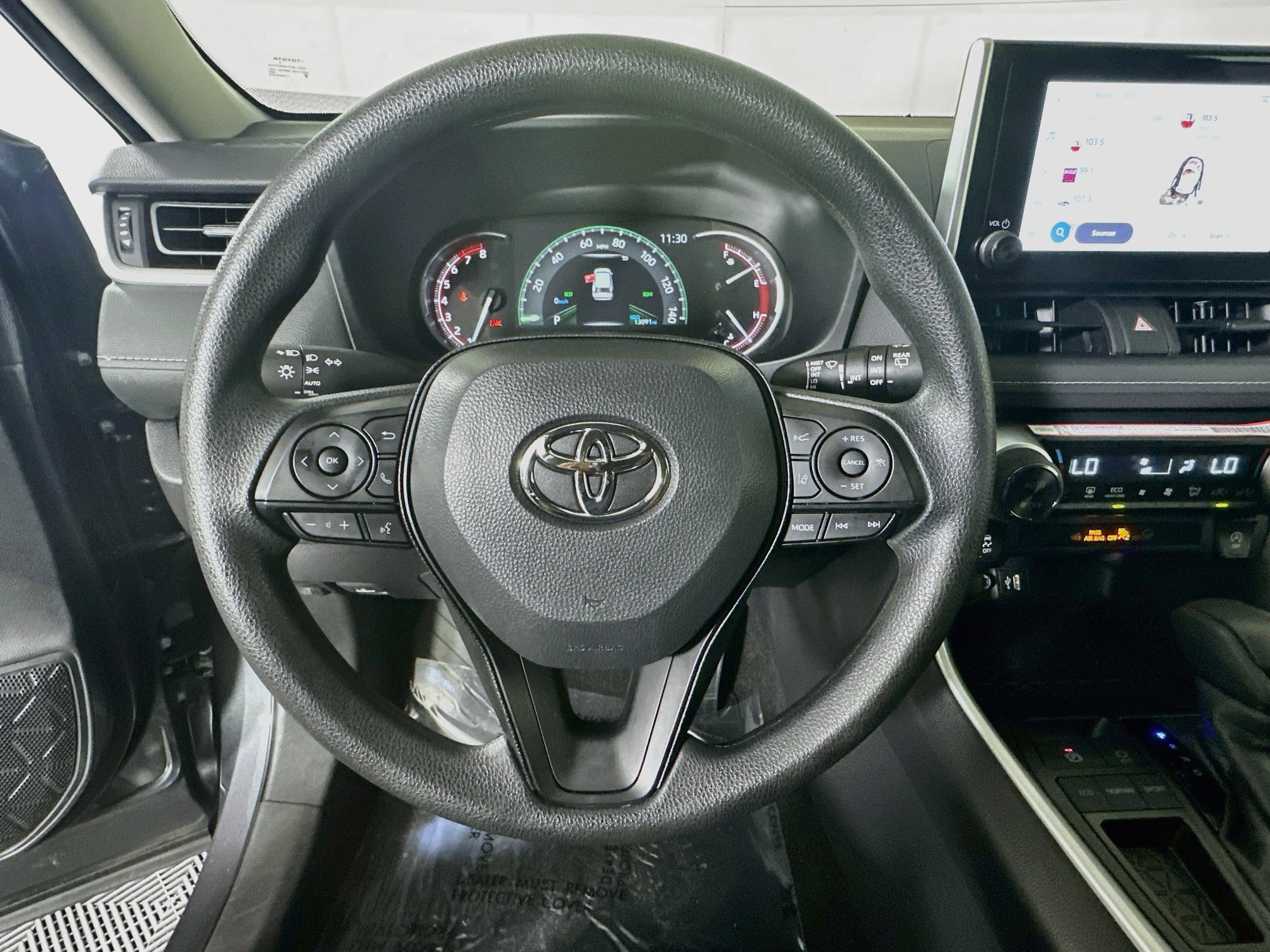 Certified 2025 Toyota RAV4 XLE w/ Convenience Package FWD image 15