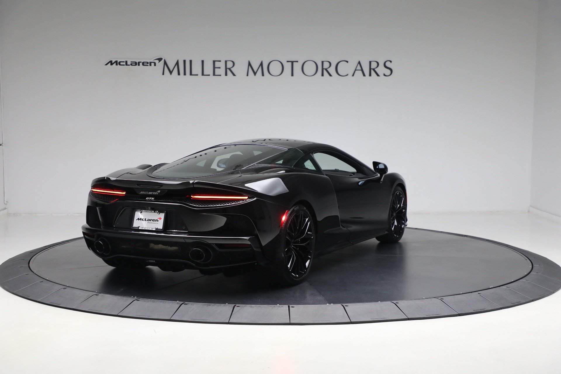 Used 2025 McLaren GTS RWD image 7