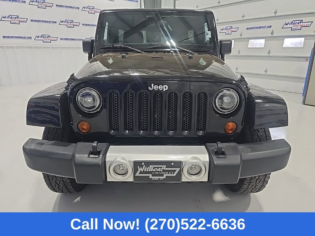 Used 2012 Jeep Wrangler Unlimited Sahara w/ Dual Top Group AWD/4WD image 11