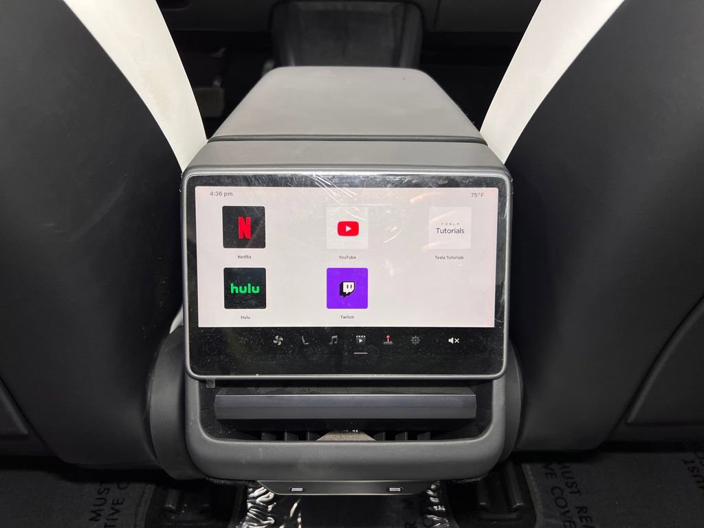 Used 2025 Tesla Model 3 Long Range image 18