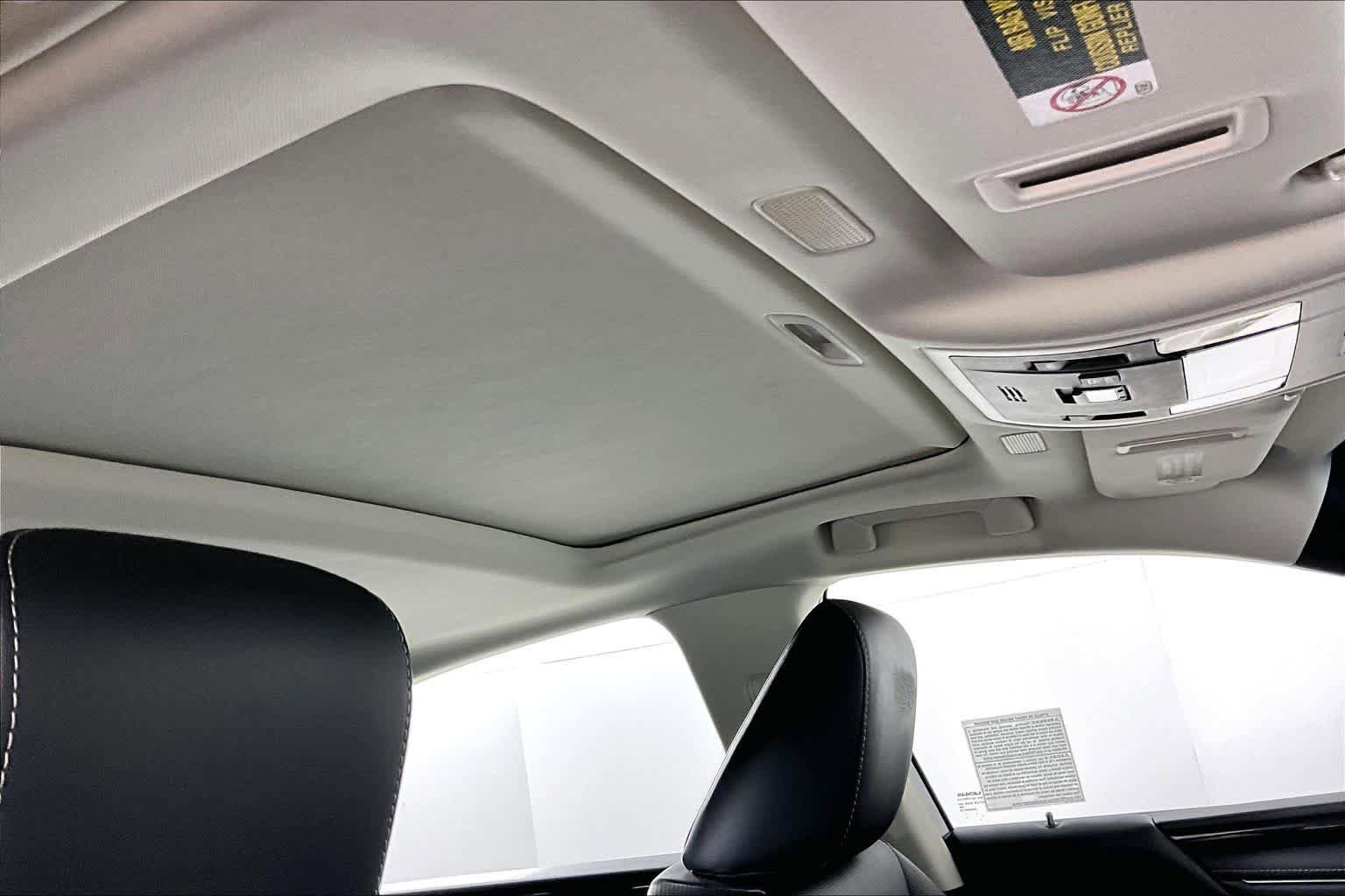 Used 2021 Lexus ES 350 w/ Premium Package FWD image 12
