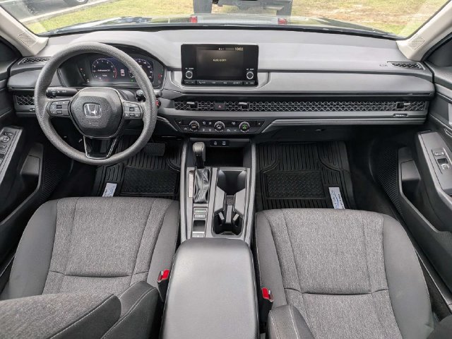 Used 2025 Honda Accord SE image 13