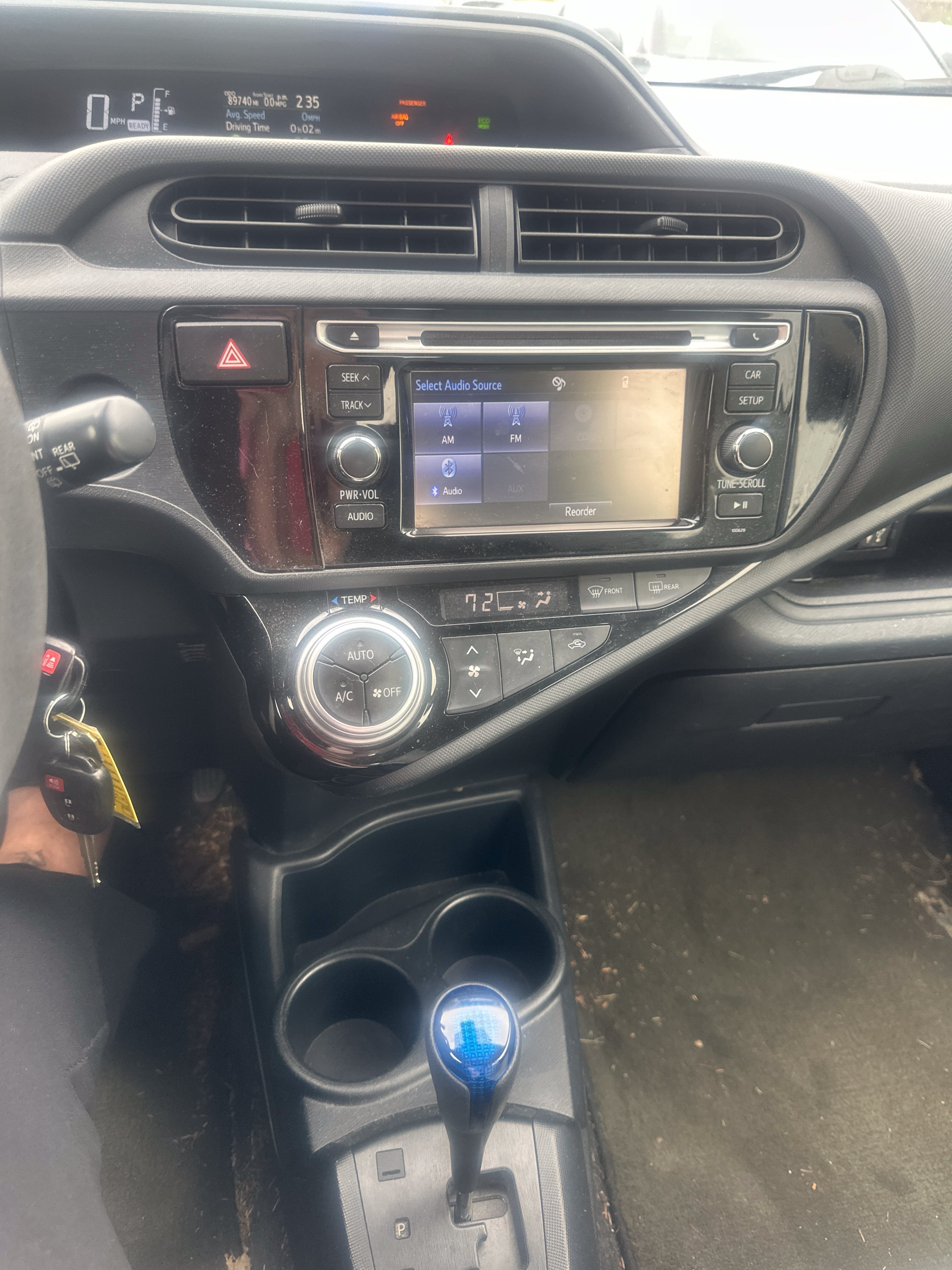 Used 2017 Toyota Prius C One FWD image 2