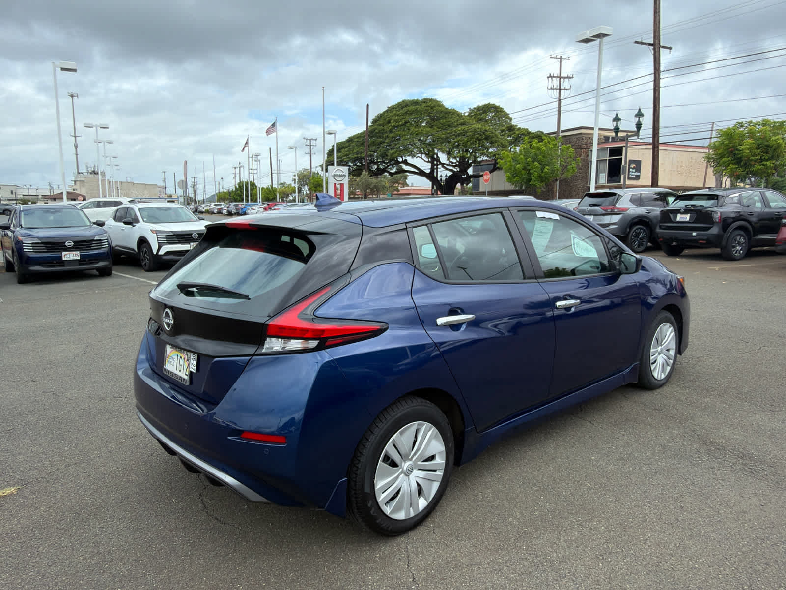 Used 2023 Nissan Leaf S FWD image 5