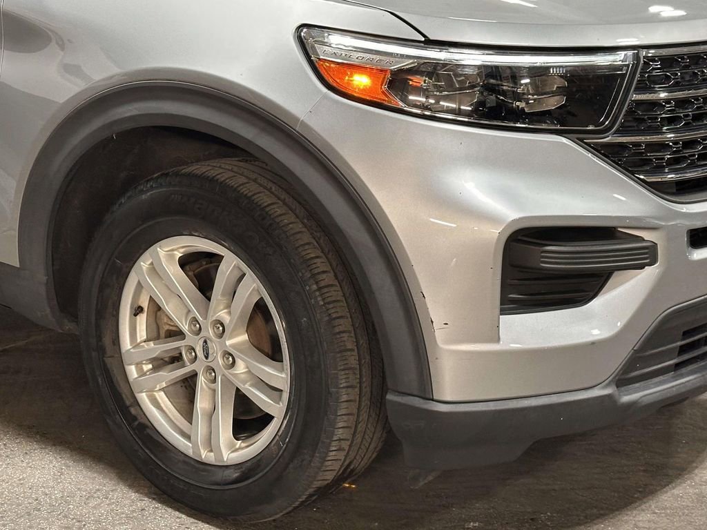 Used 2020 Ford Explorer XLT w/ Comfort Package AWD/4WD image 10