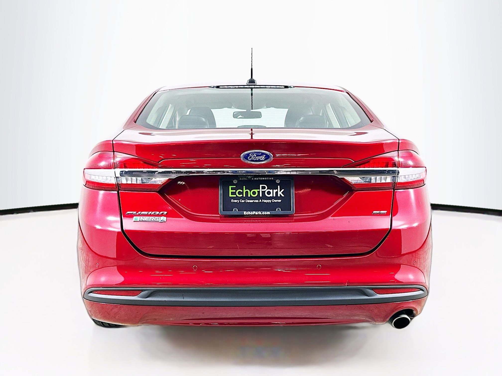 Used 2018 Ford Fusion Energi SE image 7
