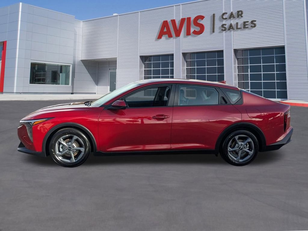 Used 2025 Kia K4 LXS image 11