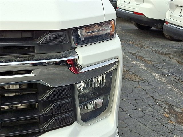 Used 2024 Chevrolet Silverado 2500 LT image 9