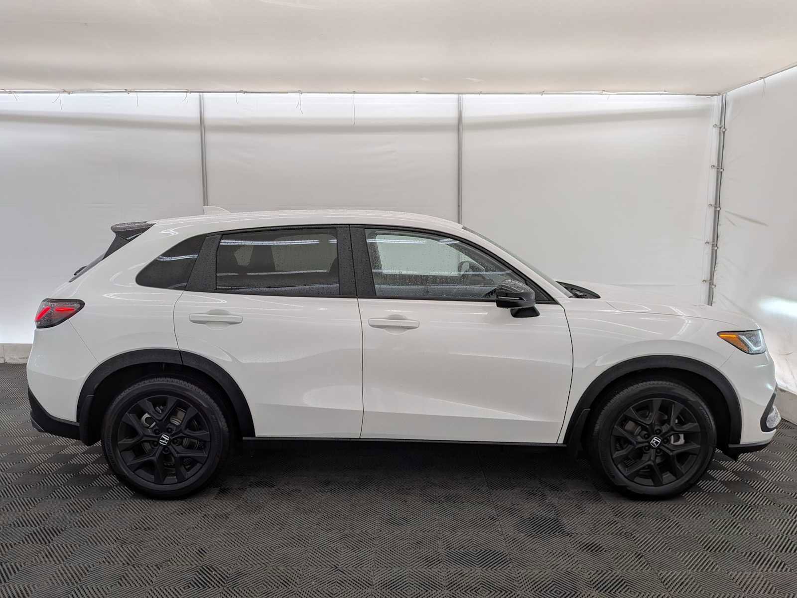 Used 2025 Honda HR-V Sport image 7