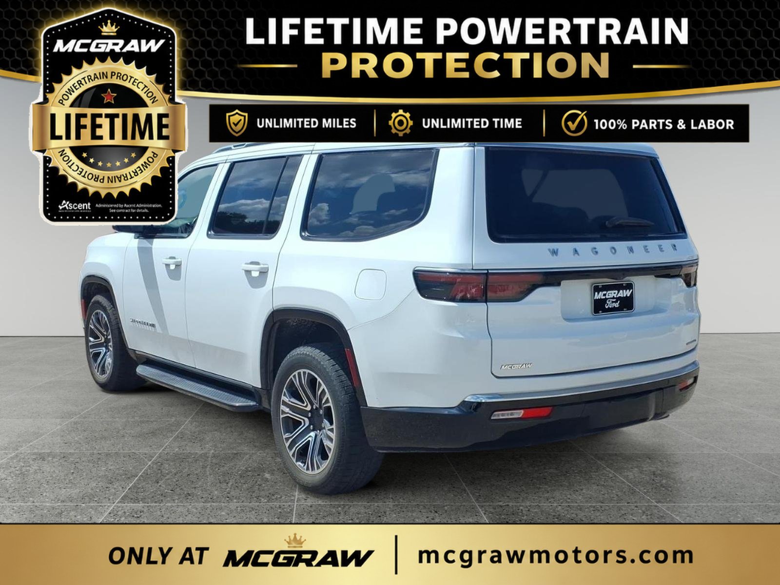 Used 2024 Jeep Wagoneer L Series II w/ Flexible Seating Group AWD/4WD image 3