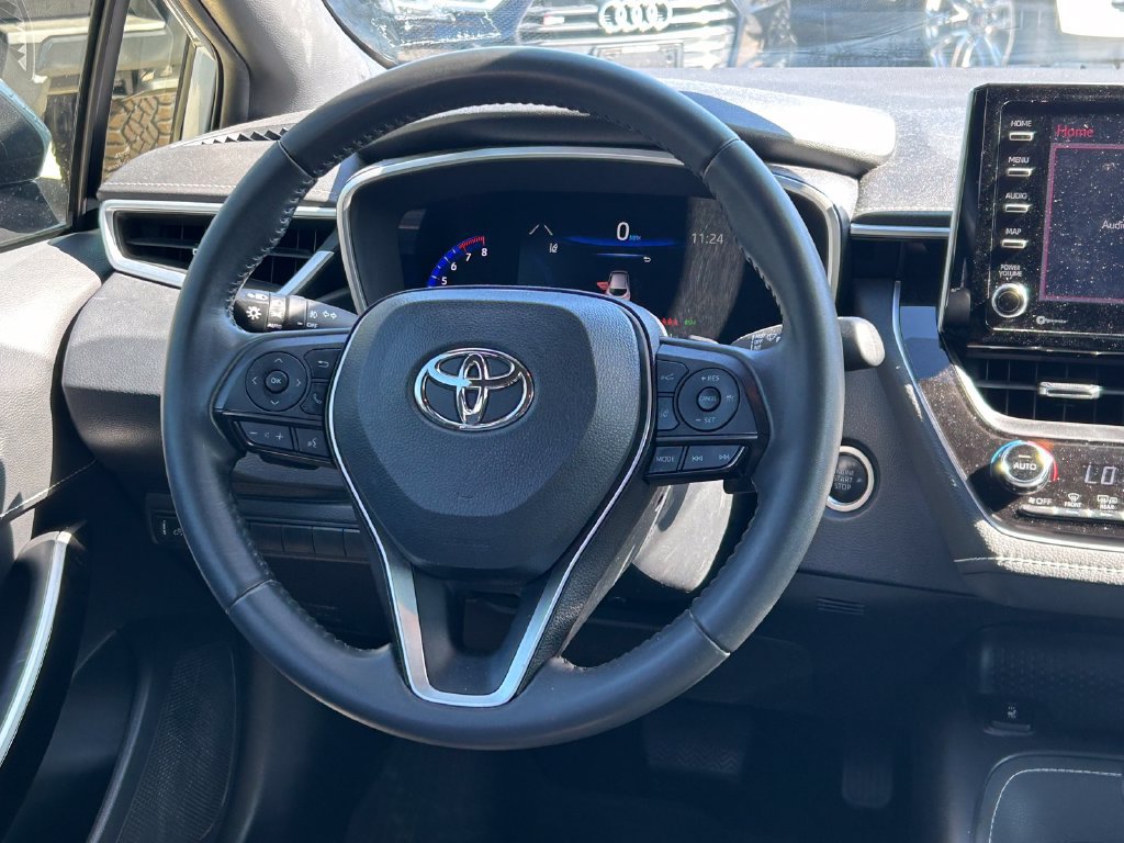 Used 2022 Toyota Corolla XSE FWD image 36