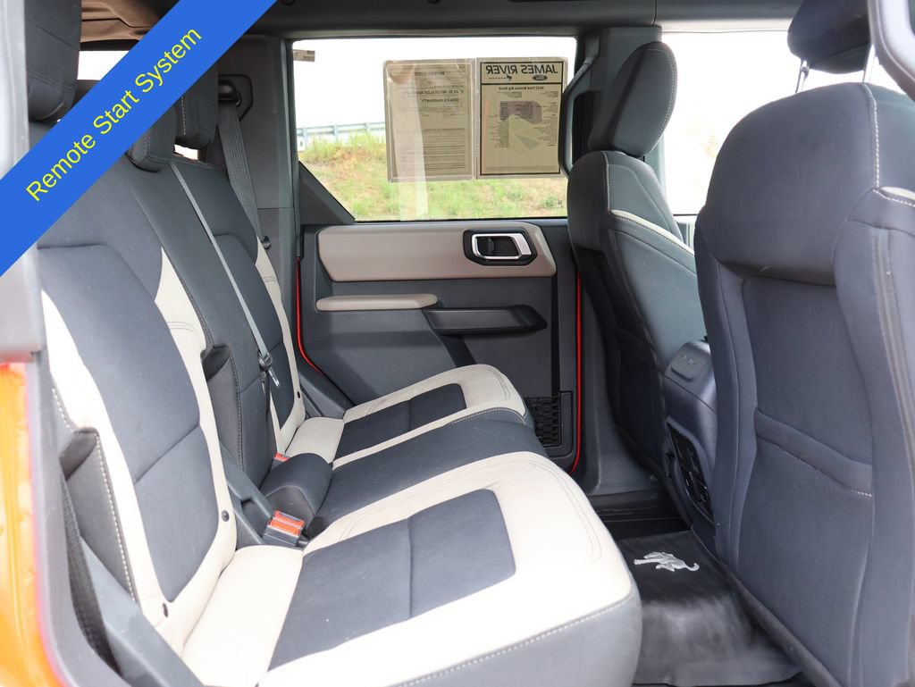 Used 2022 Ford Bronco Big Bend w/ Sasquatch Package AWD/4WD image 12