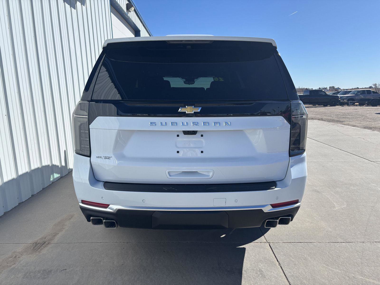 New 2026 Chevrolet Suburban High Country image 8