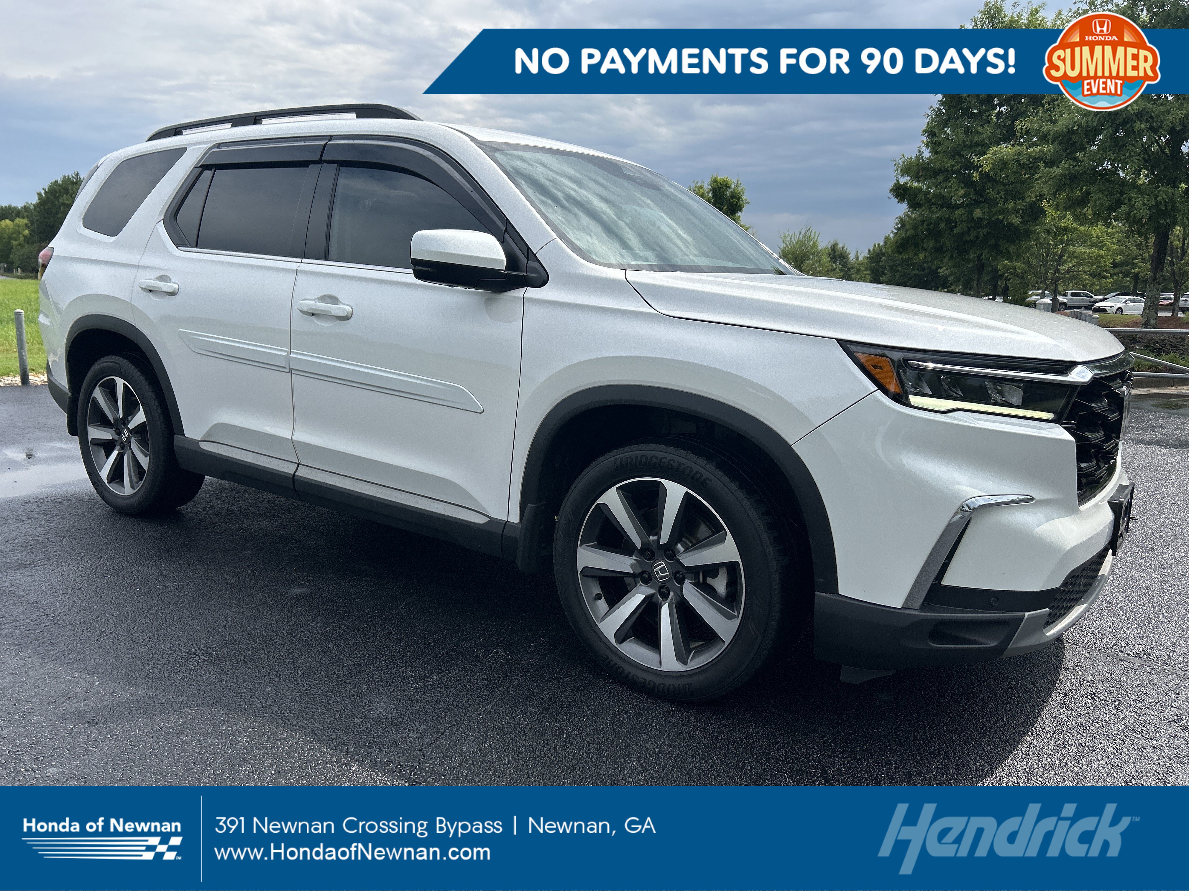 Used 2025 Honda Pilot Elite image 1