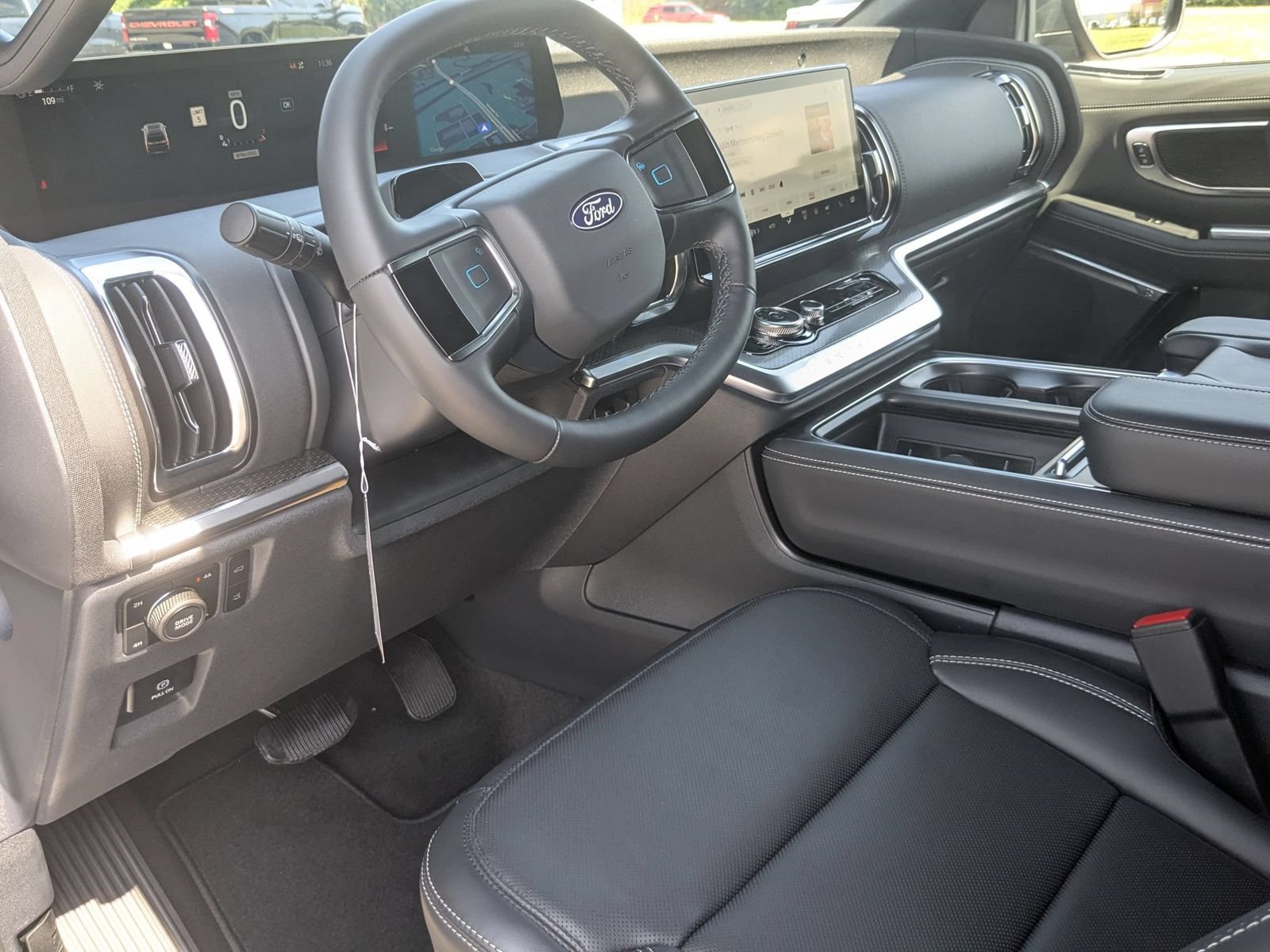 New 2027 Ford Expedition Max Platinum w/ Stealth Performance Package AWD/4WD image 15