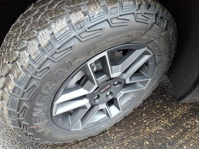 New 2026 GMC Terrain AT4 w/ Technology Package II image 16