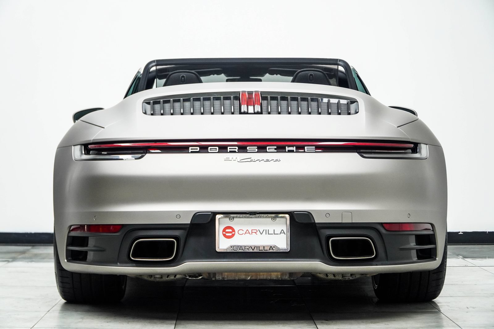 Used 2022 Porsche 911 Carrera w/ Premium Package RWD image 16