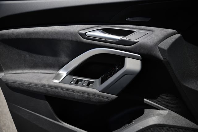 New 2026 Audi SQ5 Prestige AWD/4WD image 14