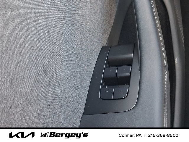Used 2025 Tesla Model 3 Long Range RWD image 24