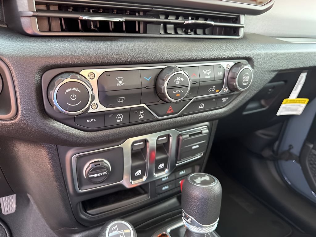 New 2026 Jeep Wrangler Sport AWD/4WD image 29