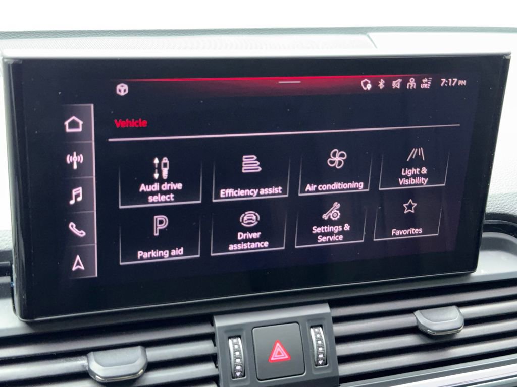 Used 2024 Audi Q5 2.0T Premium image 26