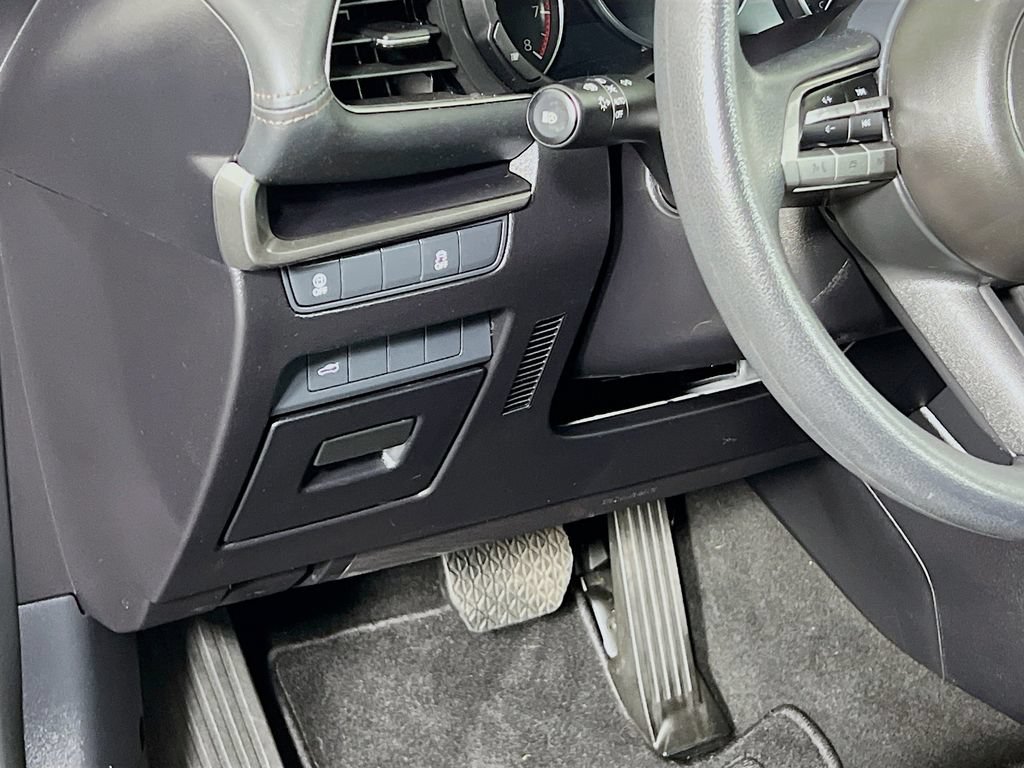 Certified 2021 MAZDA MAZDA3 s FWD image 13