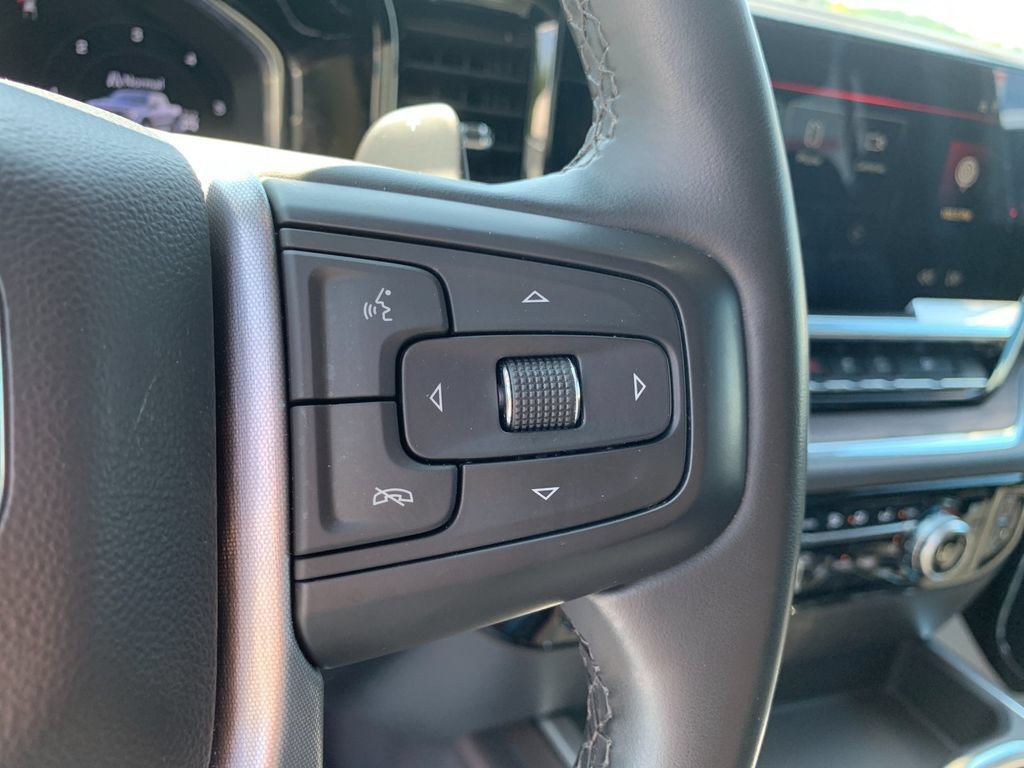 Used 2024 GMC Sierra 1500 SLT w/ SLT Premium Plus Package AWD/4WD image 25