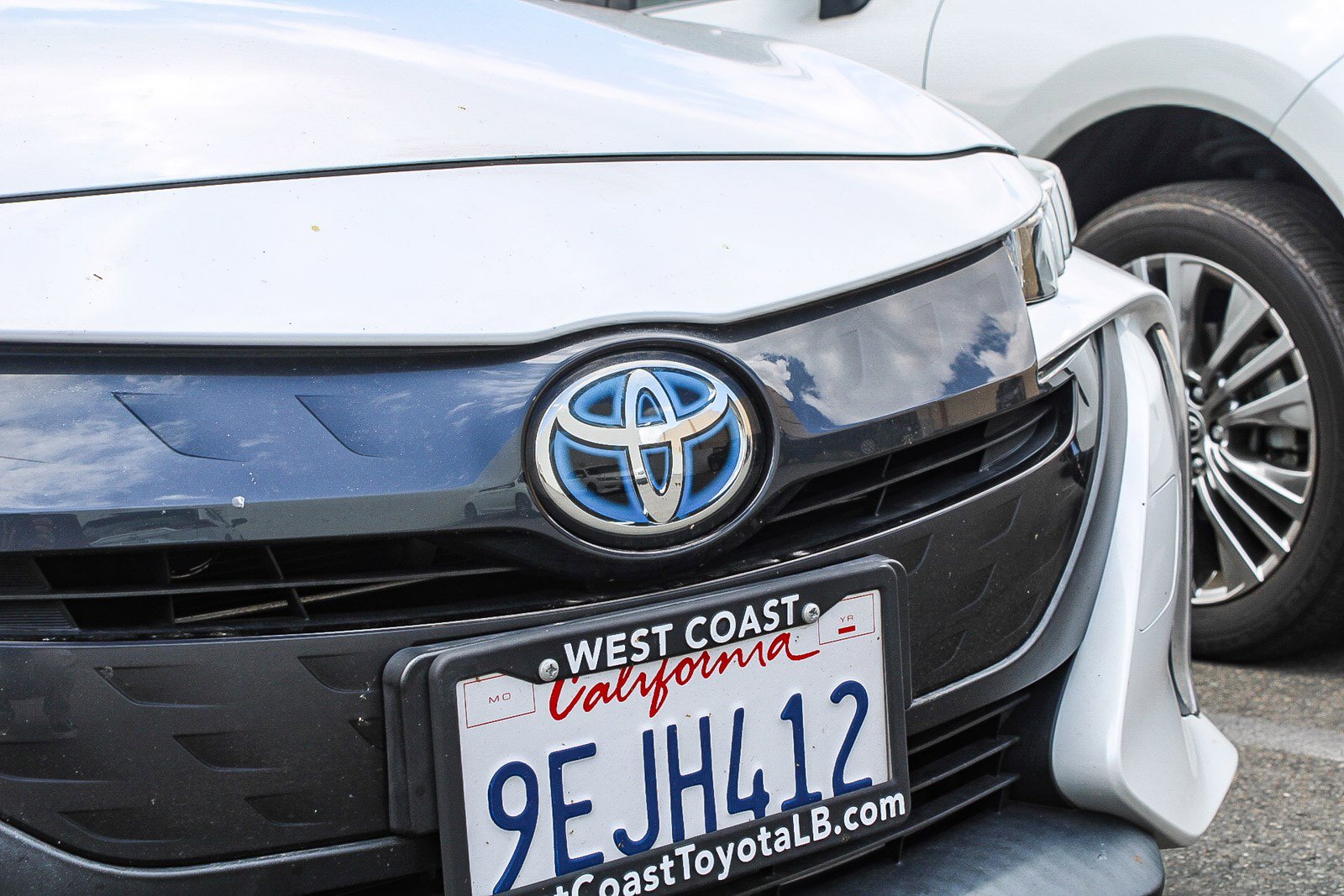 Used 2022 Toyota Prius Prime XLE FWD image 7