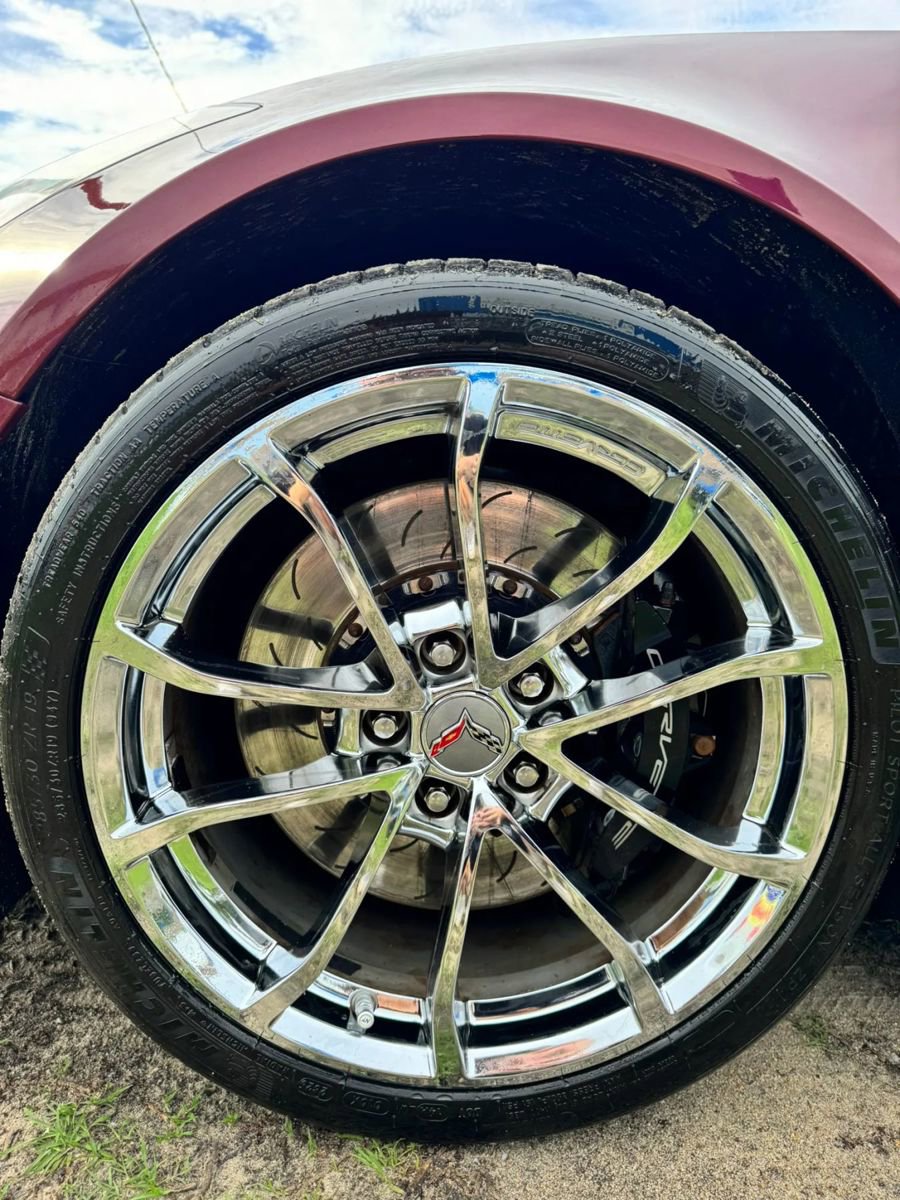 Used 2018 Chevrolet Corvette Grand Sport RWD image 23