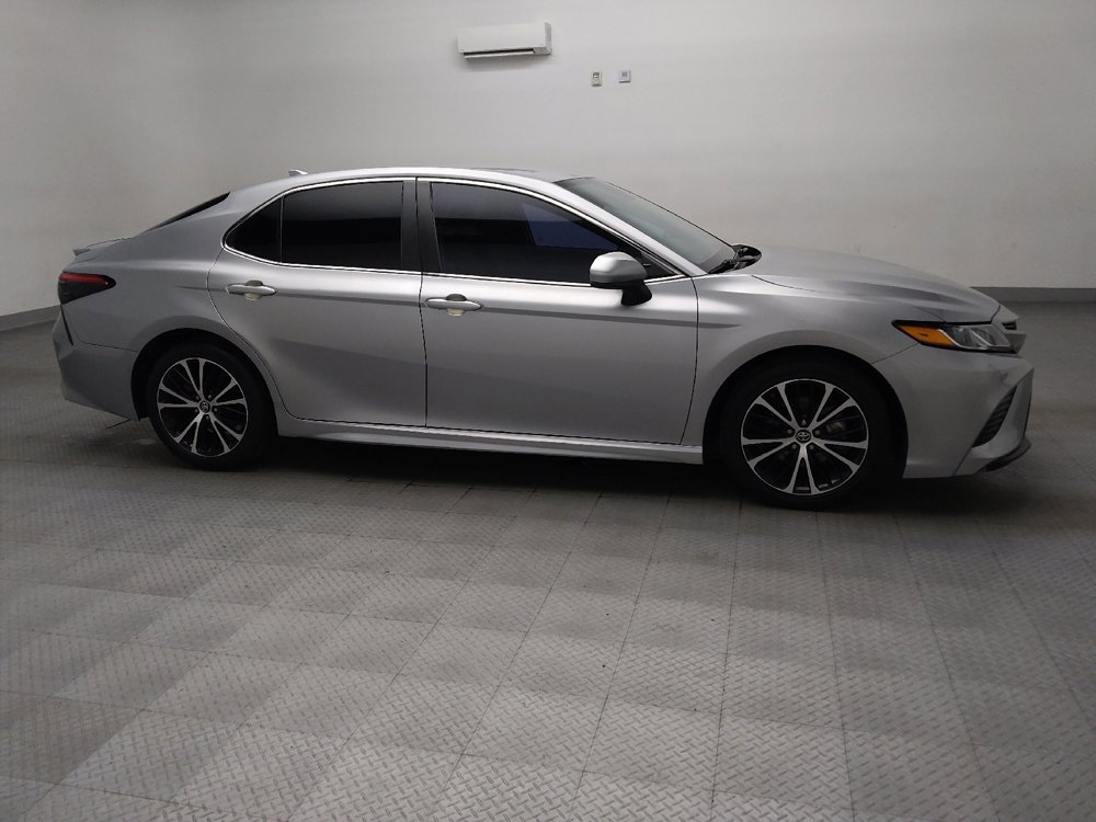 Used 2019 Toyota Camry SE image 11