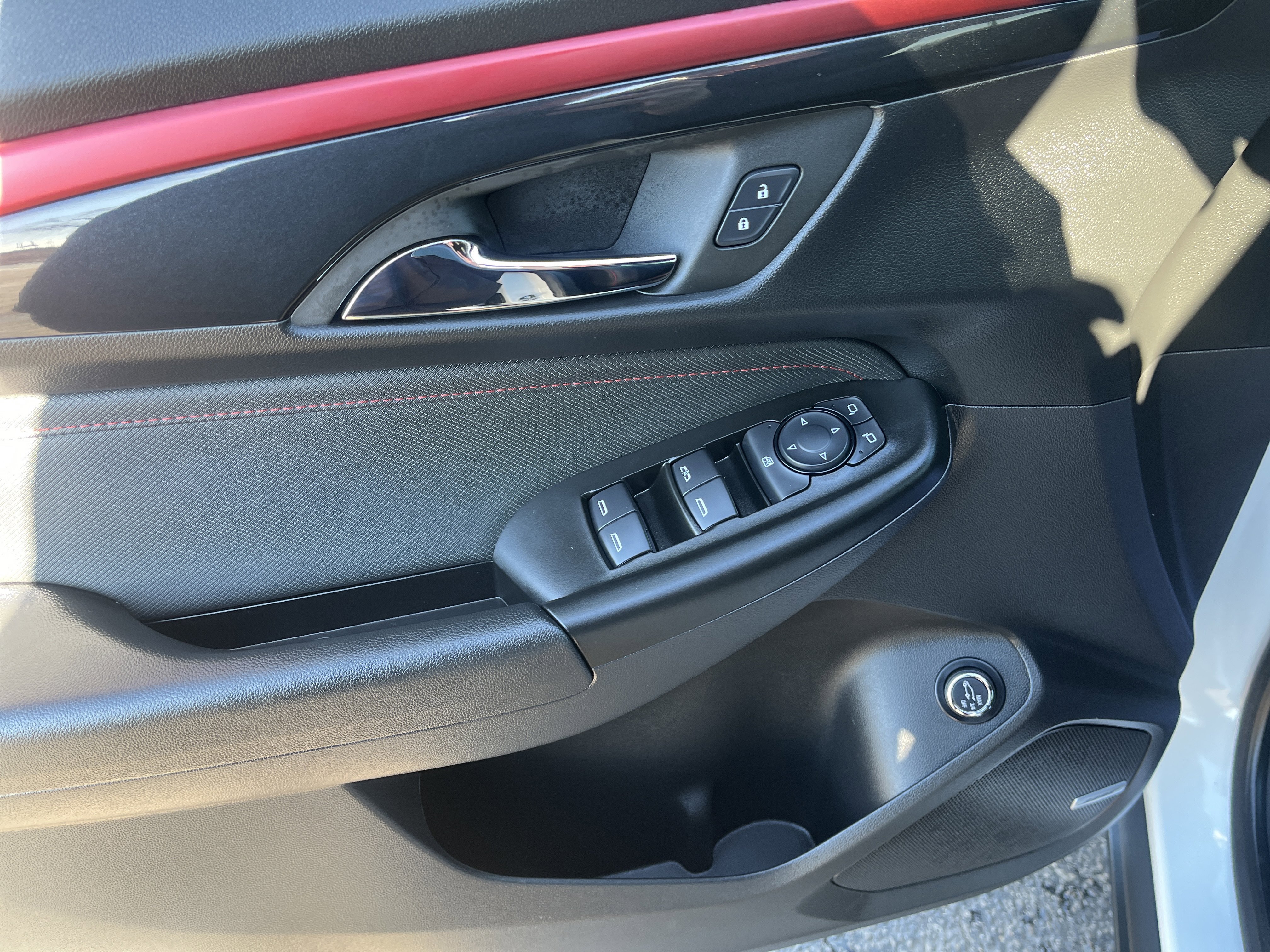 Used 2024 Chevrolet TrailBlazer RS w/ Convenience Package image 12