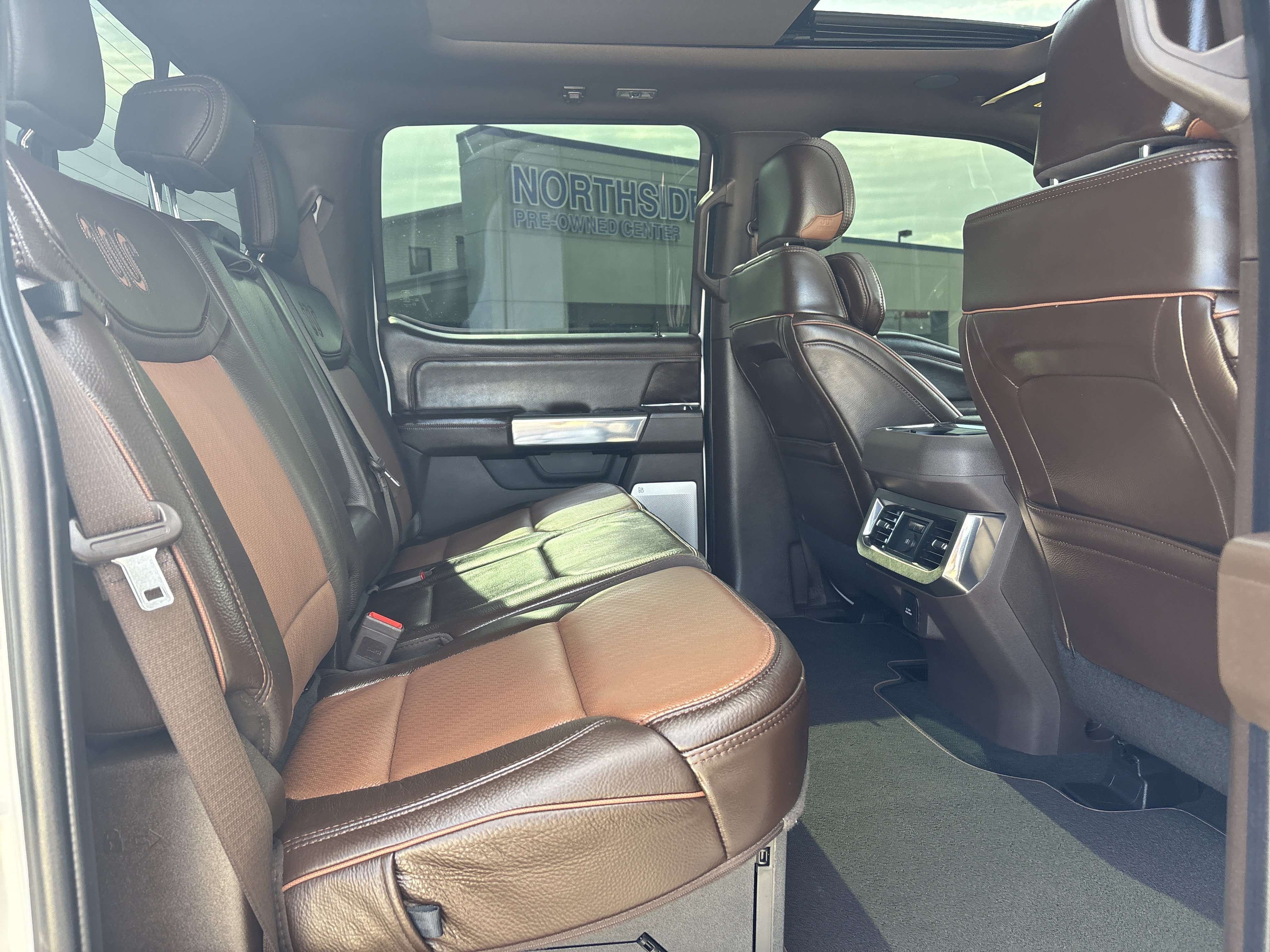 Used 2025 Ford F250 King Ranch w/ FX4 Off-Road Package AWD/4WD image 7